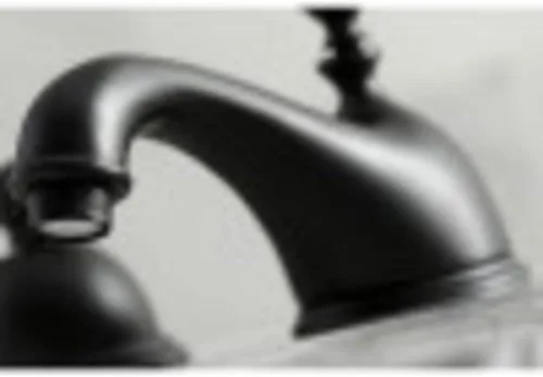 Miniatura 9 de Kingston Brass KS3961PX Restoration Grifo de lavabo generalizado con mango cruzado de porcelana, cromo pulido, centro ajustable de 8 pulgadas