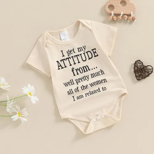 Miniatura 41 de Pañalero para bebé recién nacido, con frase en inglés “Got my mind on my momy”, color gris y blanco, talla 0-18M