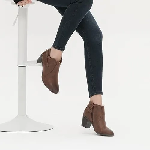 Miniatura 2 de EETTARO Botines de tacón grueso para mujer, con puntera puntiaguda, con cierre lateral, con hebilla