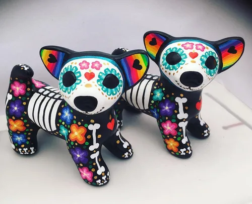 Miniatura 2 de Dia de Muertos. Perro de Catrina. Artesanía Mexicana. Monumento a las mascotas, recuerdo. Figura de cerámica para la decoración del Día de Muertos
