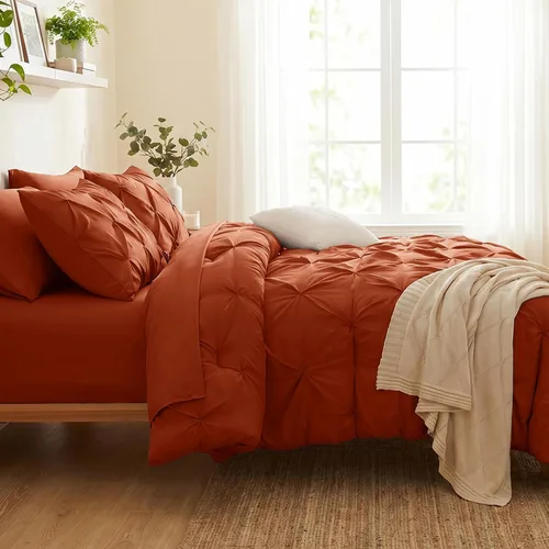 Miniatura 8 de CozyLux - Juego de ropa de cama con pliegues plisados de 7 piezas en una bolsa; edredón tamaño King para todas las estaciones, sábanas, fundas