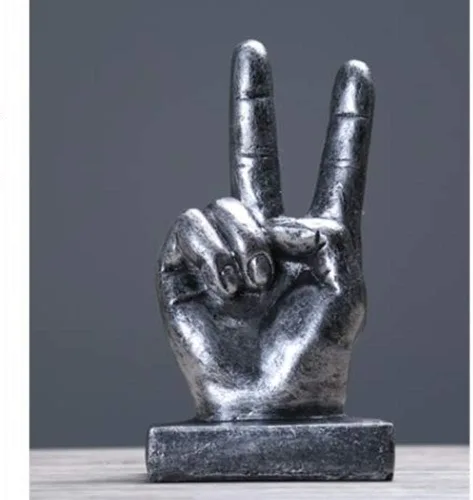 Miniatura 3 de Lependor Estatuas de escritorio de gestos de mano de poliresina plateada, decoración de escultura de dedo, dedos de plata de la victoria Dedos