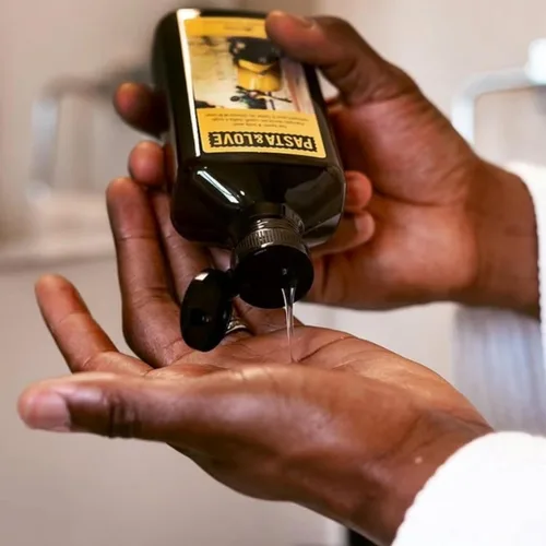Miniatura 5 de Davines Pasta & Love Hair Beard & Body Wash, limpiador hidratante 3 en 1, elimina suavemente las impurezas y suaviza el cabello y la piel sin