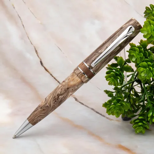 Miniatura 3 de Monteverde Bolígrafo USA Trees of the World Avenue of the Baobabs, remolino beige, diseño ergonómico, borde cromado pulido, resina sólida
