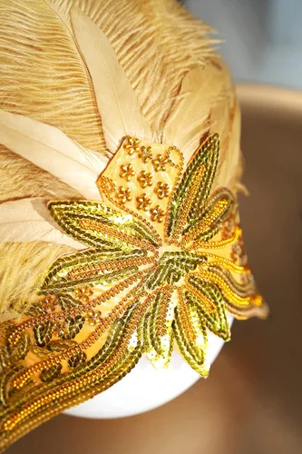 Miniatura 3 de BABEYOND Diadema de plumas de carnaval Showgirl Concurso Diadema para mujer de los años 20 (dorado)