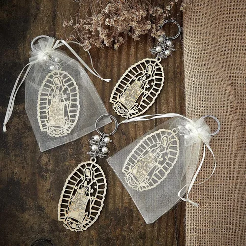 Miniatura 3 de Hicarer Llavero de madera con diseño de bautismo Nuestra Señora de Guadalupe con bolsas de regalo de organza para bautismo, bautizo, comunión