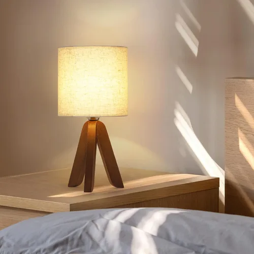 Miniatura 6 de HAITRAL Lámpara de Mesa de Trípode de Madera con Base Marrón, Pequeña Lámpara de Mesa Lámpara de Mesita de Noche con Pantalla de Tela de Lino