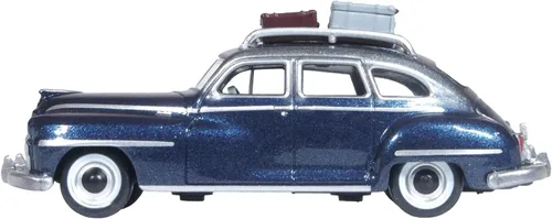 Miniatura 2 de 1946 DeSoto Suburban con portaequipajes y portaequipajes mariposa azul metálico con tapa gris cristal 1/87 (HO) escala 1/87 (HO) modelo de coche por