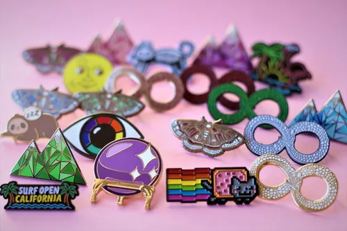 Miniatura 8 de Real Sic Hail Satan Horns Pin Pin esmaltado con símbolo de mano de metal pesado, oculto, símbolo de mano para mochilas, sombreros, bolsos