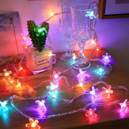 Miniatura 13 de FULLBELL Tira de luces rojas para interiores, 8 modos de luces de Navidad enchufables para dormitorio, 33 pies, 100 LED al aire libre