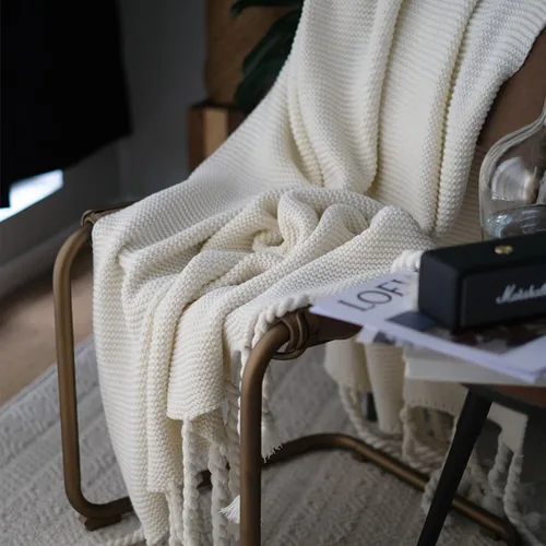 Miniatura 2 de Manta blanca, manta gruesa con borlas, manta de punto suave y acogedora para sofá, dormitorio, oficina. Manta decorativa ligera y cálida de Navidad
