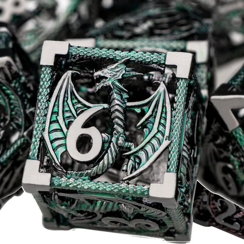 Miniatura 7 de ARUOHHA Juego de dados huecos de metal DND, dados D y D de oro antiguo, juegos de rol RPG, dados poliédricos con caja de regalo D20 D12 D10 D8 D6 D4