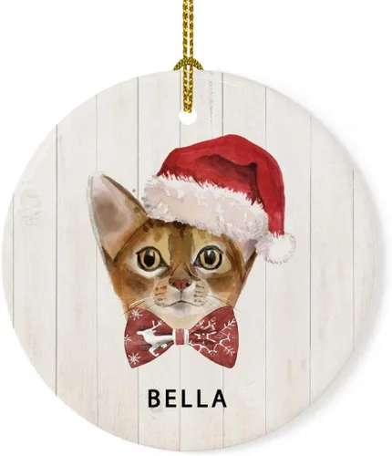 Andaz Press Adorno redondo personalizado de cerámica para árbol de Navidad, abisinio, corona de acebo, sombrero de Papá Noel, con gráfico de gato,