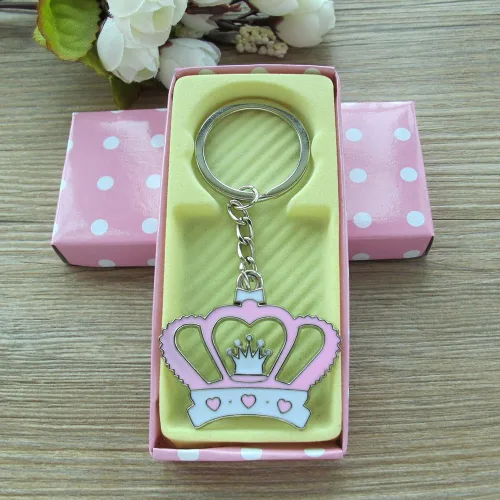 LAURALS - Llavero de corona para baby shower, color rosa, 12 unidades, regalo de fiesta de cumpleaños para invitado/Corona Llavero/Viene en caja rosa