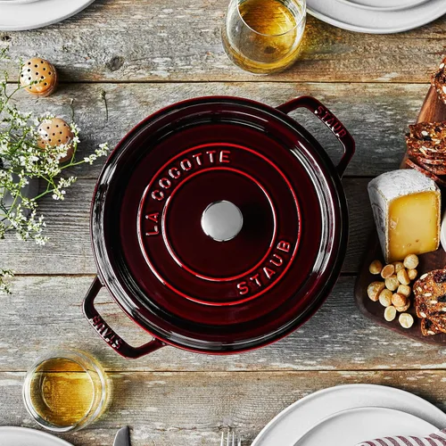 Miniatura 2 de Staub Horno Holandés Redondo de Hierro Fundido, Fabricado en Francia, Grenadine, 4 cuartos, Sirve para 4-6 personas