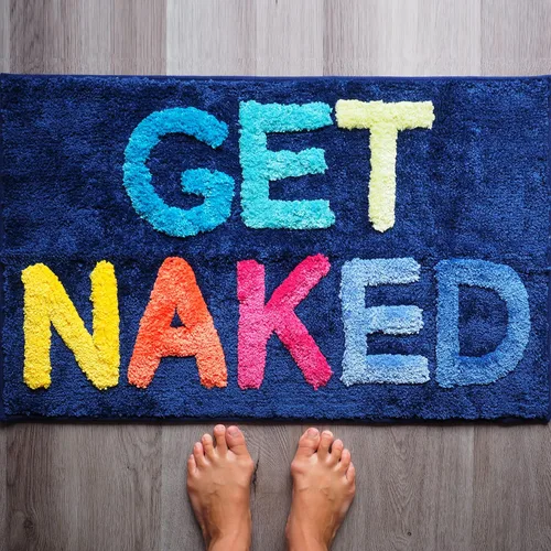 Evovee Alfombra de baño con texto en inglés «Get Nake», de 31.5 x 20 pulgadas, divertida, bonita alfombra de baño, color azul, arco iris,