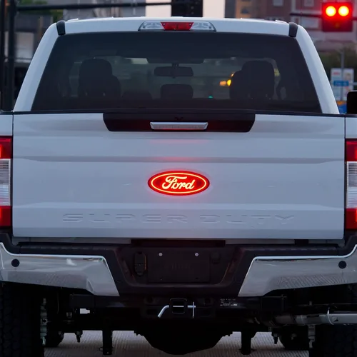 Miniatura 3 de Emblema LED Luminix de Putco para portón trasero ovalado rojo - Compatible con Ford Super Duty F250 / F350 / F450 2017-2019, todos los modelos