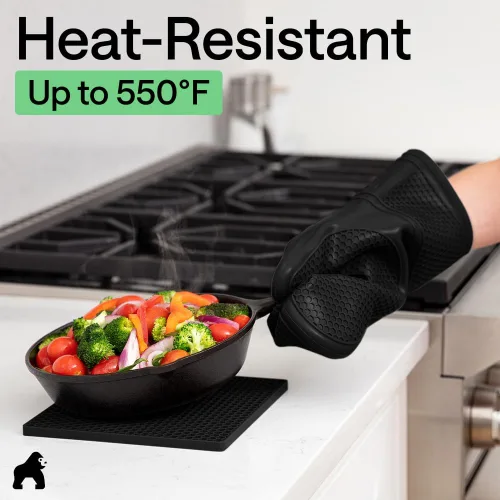 Miniatura 4 de GORILLA GRIP Juego de 4 manoplas de horno de silicona suave sin BPA y soportes para ollas, resistentes al calor, forro de algodón grueso, agarre