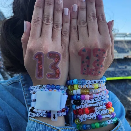 Miniatura 4 de Calcomanías de tatuaje número 13 que brillan en la oscuridad, paquete de 48 (32 brillantes + 16 regulares), tatuajes temporales impermeables