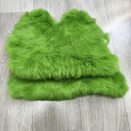 Piel de conejo curtida naturalmente (piel de conejo de 10" por 12" con calidad de cuero para coser) Verde