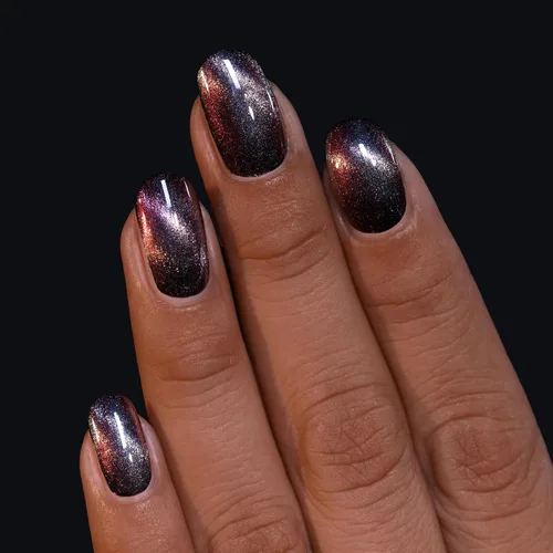 Miniatura 7 de ILNP Dark Matter - Esmalte de uñas magnético negro a rojo