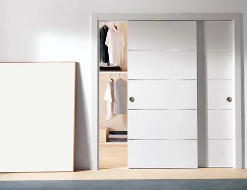 Miniatura 2 de SARTODOORS Puertas correderas blancas de 48 x 80 pulgadas con herrajes Planum 0020 blanco mate Juego de perchas de acero para rieles Armario