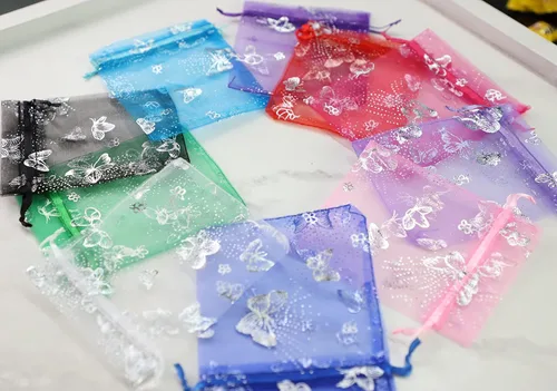 Miniatura 5 de Stratalife Pequeñas bolsas de organza para joyas con cordón, bolsitas de caramelos, recuerdos de fiesta, bolsas de golosinas de 3.54 x 4.72 Mezcla