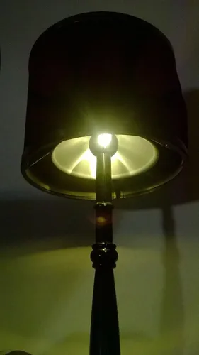 Miniatura 4 de Retro Lámpara de escritorio LED alimentada por USB con pantalla