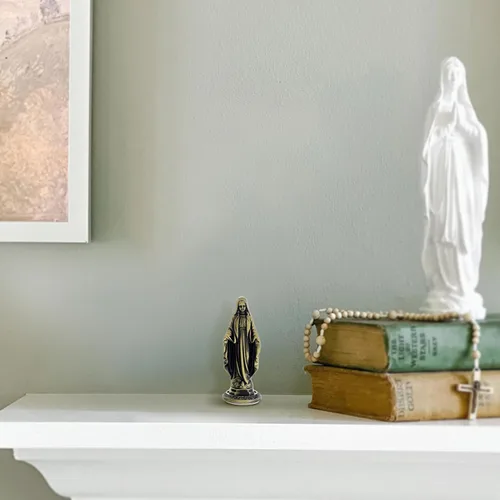 Miniatura 4 de Estatua de la Virgen María, Estatua Católica de la Bendita Madre para Decoración de Coche, Hogar, Oficina, Mesa, Adornos para Salpicadero de Coche