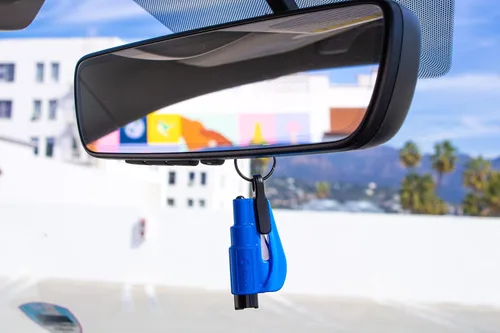 Miniatura 8 de resqme Herramienta de escape de coche con llavero de emergencia original, cortador de cinturón de seguridad 2 en 1 y rompevanas, fabricado