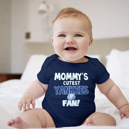 Miniatura 2 de NanyCrafts Baby Mommy's Cute Yankees - Mameluco para fanáticos de los Yankees