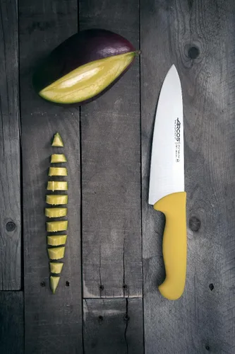Miniatura 6 de Arcos Cuchillo de chef de acero inoxidable nitrum de 8 pulgadas y hoja de 7.874 in. Cuchillo de cocina profesional multiusos. Mango ergonómico