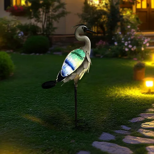 Miniatura 5 de HONGLAND Estatua de grúa de metal solar para jardín, escultura de garza de cristal al aire libre, decoración de pájaro costero del océano