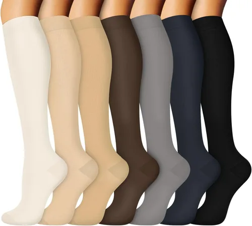 FuelMeFoot Calcetines de compresión - 20-30mmHg Soporte graduado para hombres y mujeres, ideales para fútbol, correr y enfermeras