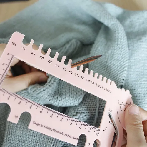 Miniatura 6 de Yarn Ave Agujas de tejer tamaño calibre gancho de ganchillo regla de medida DIY accesorios de tejer (lila)