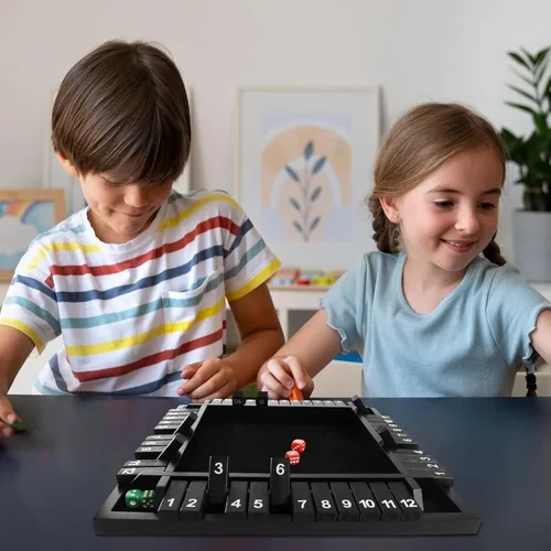 Miniatura 7 de GSE Games & Sports Expert Juego de mesa de madera para 1-4 jugadores con 8 dados. Juego de dados de 4 vías con 12 números para cerrar la caja, juego
