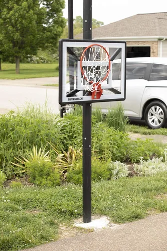 Miniatura 7 de Aro de baloncesto juvenil Silverback Junior de 33" con tecnología de montaje Lock 'n Rock. Se monta en postes redondos y verticales, color negro
