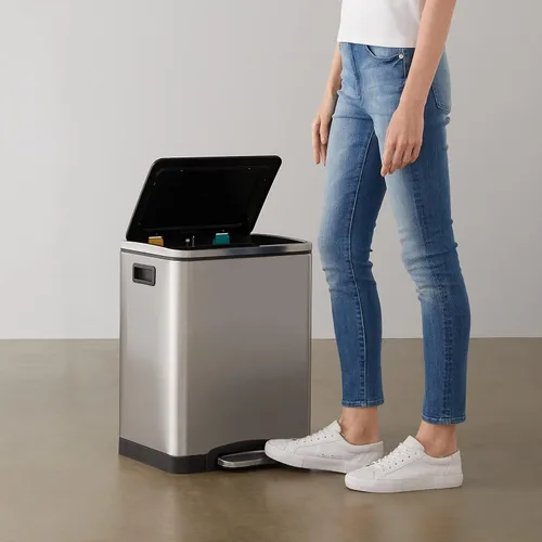 Miniatura 7 de Amazon Basics - Papelera doble de 30L con pedal de cierre suave - 2 contenedores de 15 litros, acero inoxidable, contenedores internos pequeños