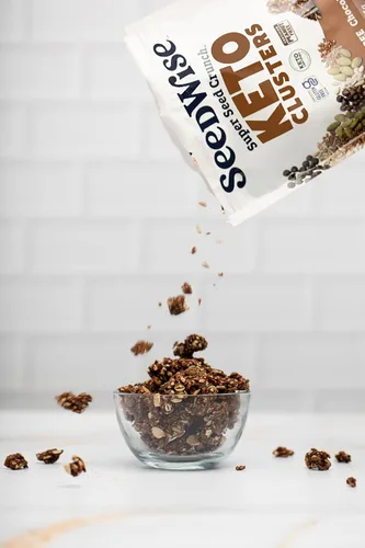 Miniatura 6 de Ozery Bakery Super Seed Crunch Clusters, chocolate, a base de plantas, vegano, aperitivo Keto, 5.3 onzas (paquete de 6)