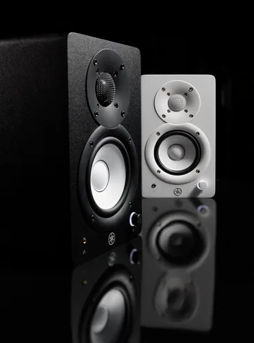 Miniatura 9 de Yamaha HS3 Monitor de estudio con alimentación en negro, par (HS3 B)