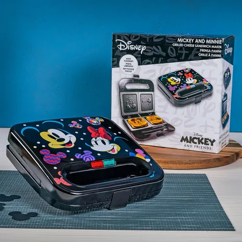 Miniatura 5 de Uncanny Brands Sandwichera Disney Mickey y Minnie Mouse - Pequeño aparato de cocina