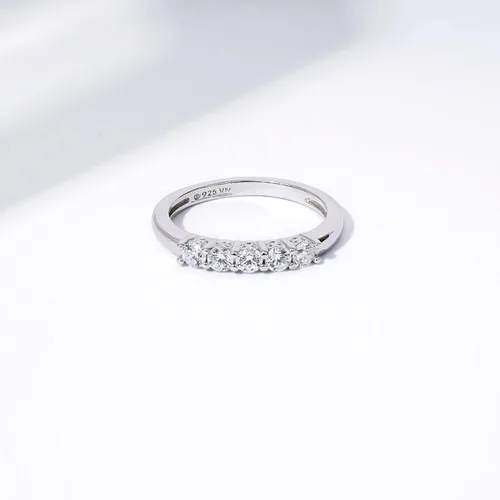 Miniatura 4 de Tienda Collection Sterling Silver Five-Stone Ring set with Round Cut Infinite Elements Cubic Zirconia