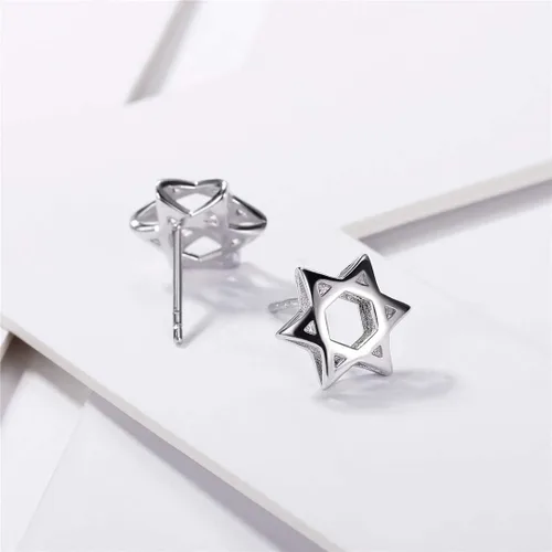 Miniatura 6 de ChicSilver Pendientes hipoalergénicos de plata de ley 925 con diseño de estrella de David para mujer con caja de regalo