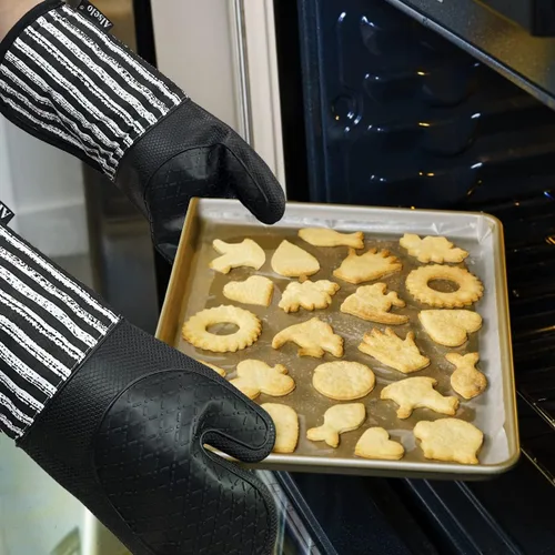 Miniatura 8 de Alselo Guantes de horno de silicona resistentes al calor 932 ℉ con guantes de cocina impermeables y antideslizantes, juego de 2 guantes de horno