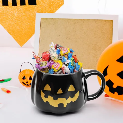Miniatura 6 de Taza de calabaza negra de Halloween de 12 onzas, taza de café de cerámica Jack O'Lantern con cara dorada, regalos espeluznantes y lindos