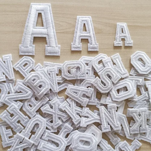 Parches de letras para planchar de 1.3 pulgadas, 78 piezas, parches bordados del alfabeto A-Z para ropa, chaquetas, sombreros, mochilas, jeans,