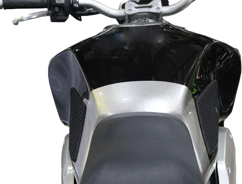 Miniatura 3 de TechSpec Puños para tanque Gripster - Compatible con Honda CB1000R (18-corriente) - 62-2027-SS - Piel de serpiente