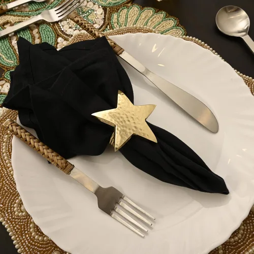 Miniatura 7 de Juego de 6 servilleteros con diseño de estrella, de aluminio duradero, para mesas elegantes, servilleteros de metal, resistente al óxido, decoración