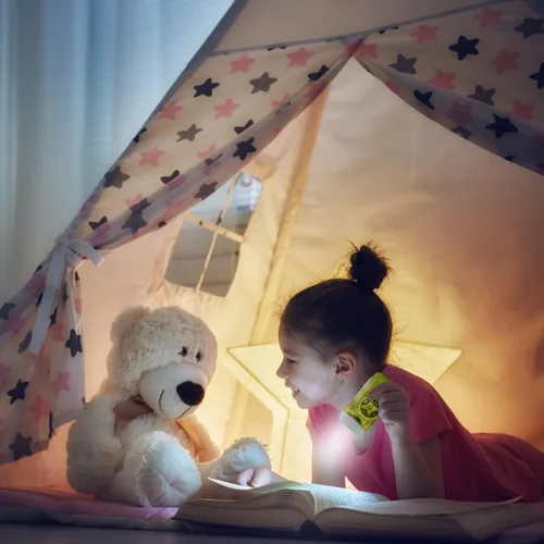 Miniatura 2 de Guyuyii Paquete de 4 linternas de manivela, potente herramienta de seguridad de luz de emergencia con 3 luces LED blancas, batería incorporada