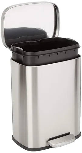 Miniatura 9 de Amazon Basics Cubo de basura mediano, 7.9 galones (30 litros), contenedor rectangular resistente a las manchas con tapa de cierre suave, pedal